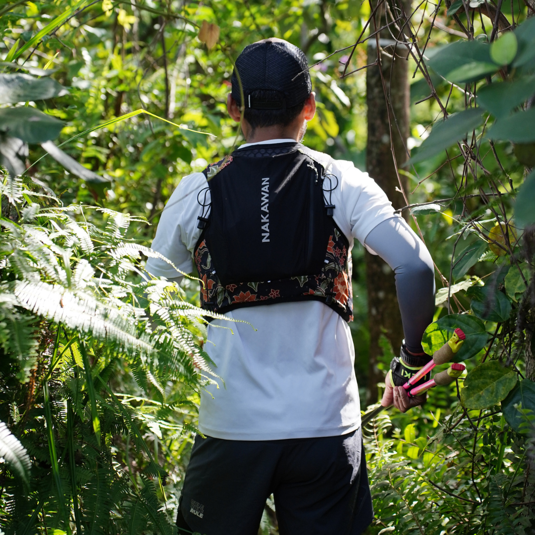 Nakawan Patera Batik Running Vest
