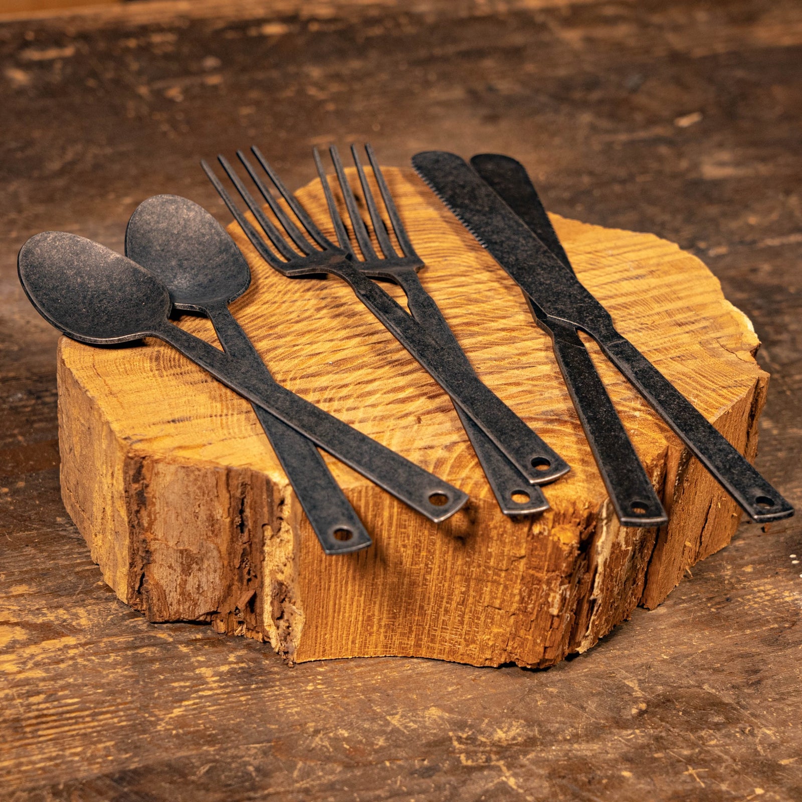 Barebones Flatware Set - Matte / Polished